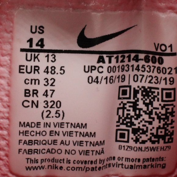 Nike Kobe Bryant Mamba Focus Zoom Sneakers - Picture 3 of 8